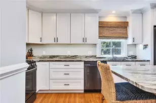 285 Narragansett Ave, Barrington, RI 02806 - Photo 10
