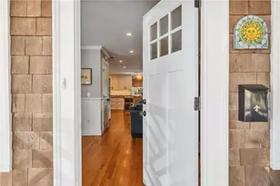 285 Narragansett Ave, Barrington, RI 02806 - Photo 4