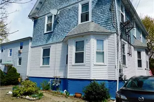 58 Myrtle St, Pawtucket, RI 02860 - Photo 2