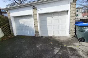 406 Admiral St, Providence, RI 02908 - Photo 6