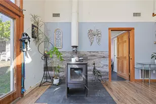 68 Pershing Ave, Tiverton, RI 02878 - Photo 6