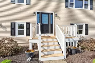 4 Sprague Cir, Johnston, RI 02919 - Photo 2