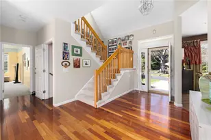 110 Osprey Dr, East Greenwich, RI 02818 - Photo 4
