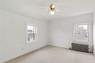 15 Cooper St, East Providence, RI 02914 - Photo 20