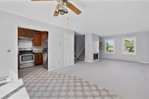 1 Willow Glen Cir, Warwick, RI 02889 - Photo 14