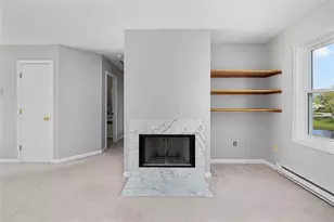 1 Willow Glen Cir, Warwick, RI 02889 - Photo 8