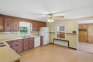 15 Vly Vw Dr, Cumberland, RI 02864 - Photo 10
