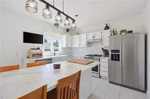 11 John St, Cumberland, RI 02864 - Photo 4