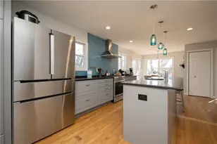 20 Findlay Pl, Newport, RI 02840 - Photo 10