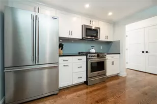 58 Collins St, Bristol, RI 02809 - Photo 10