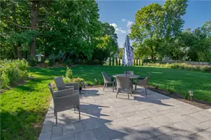 58 Collins St, Bristol, RI 02809 - Photo 36