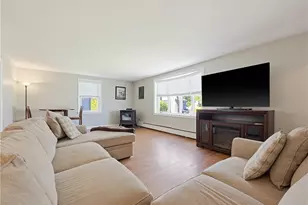 26 Alton Ave Ave, Cumberland, RI 02864 - Photo 8