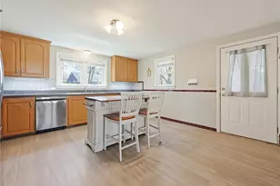 26 Alton Ave Ave, Cumberland, RI 02864 - Photo 12