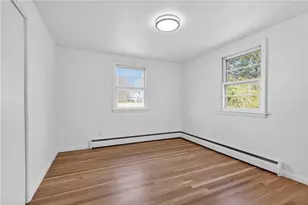 101 Bateman Ave, Cranston, RI 02920 - Photo 22