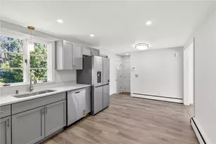 101 Bateman Ave, Cranston, RI 02920 - Photo 10