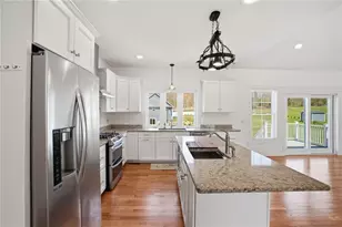 1291 Central Ave, Johnston, RI 02919 - Photo 10