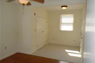 152 Elmgrove Ave, Providence, RI 02906 - Photo 16