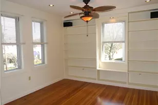 152 Elmgrove Ave, Providence, RI 02906 - Photo 6