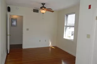 152 Elmgrove Ave, Providence, RI 02906 - Photo 12
