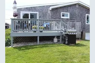 10 Stanton Avenue, Narragansett, RI 02882 - Photo 10