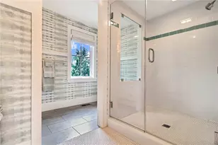 111 Avondale Rd, Westerly, RI 02891 - Photo 16