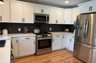 55 South St, West Warwick, RI 02893 - Photo 8