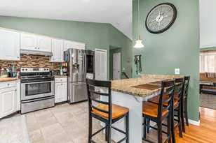 23 Detroit Ave, Warren, RI 02885 - Photo 18