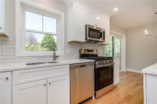 81 Cadora Ave, Warwick, RI 02818 - Photo 26