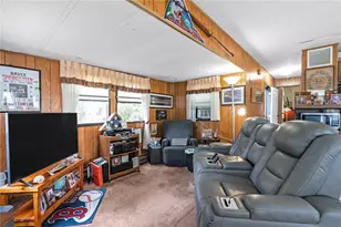 534 Forest Park Rd, Middletown, RI 02842 - Photo 8