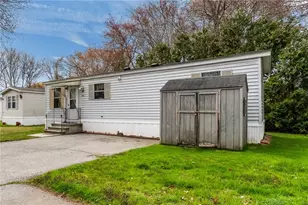 534 Forest Park Rd, Middletown, RI 02842 - Photo 2