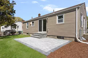 44 Ideal Ct, Warwick, RI 02818 - Photo 20