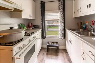 131 Roma St, East Providence, RI 02914 - Photo 24