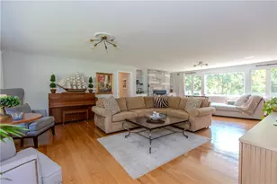 15 Golden View Dr, Johnston, RI 02919 - Photo 16