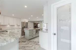 15 Golden View Dr, Johnston, RI 02919 - Photo 26