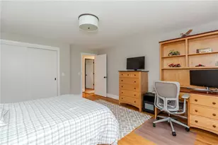 15 Golden View Dr, Johnston, RI 02919 - Photo 32
