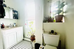 5 Lee St, Providence, RI 02903 - Photo 8
