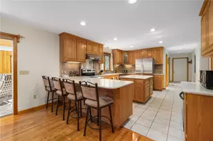10 Oak Hill Rd, Scituate, RI 02831 - Photo 14