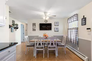 60 Greeley St, Pawtucket, RI 02861 - Photo 8