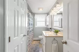 60 Greeley St, Pawtucket, RI 02861 - Photo 18