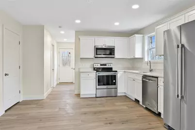 24 Blackburn Street, Warwick, RI 02886 - Photo 6