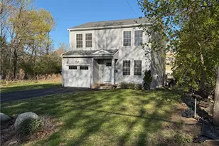 24 Blackburn St, Warwick, RI 02886 - Photo 24