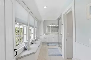 693 Hope St, Bristol, RI 02809 - Photo 24