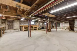 447 Winter St, Woonsocket, RI 02895 - Photo 32