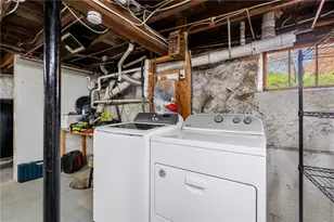 16 Elizabeth Ave, Smithfield, RI 02917 - Photo 36