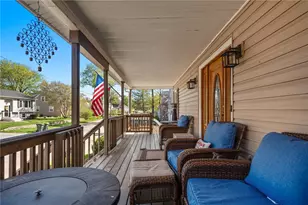 16 Elizabeth Ave, Smithfield, RI 02917 - Photo 4