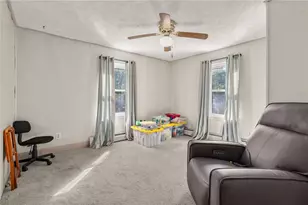 16 Elizabeth Ave, Smithfield, RI 02917 - Photo 22