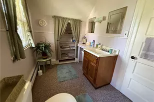 35 Highland Ave, South Kingstown, RI 02879 - Photo 26