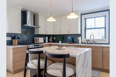 7 Dearborn Street #2, Newport, RI 02840 - Photo 1