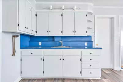 221 State Street, Bristol, RI 02809 - Photo 8