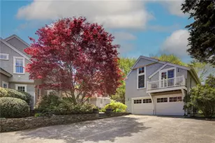 115 Beavertail Rd, Jamestown, RI 02835 - Photo 38